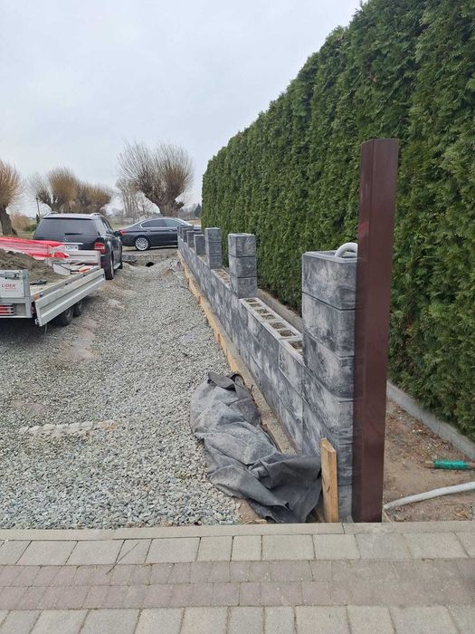 Ogrodzenie frontowe - Nowoczesne i Solidne