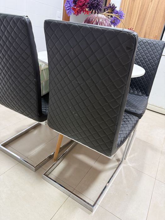 Pack de 4 cadeiras pretas