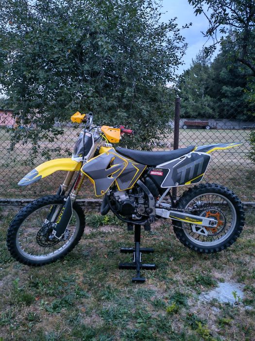 Suzuki RM 125 2t