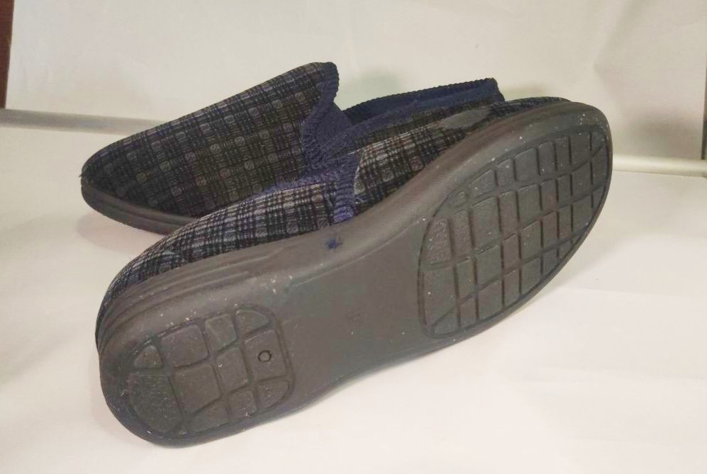 і домашні капці британського бренду The Slipper Company. 41 розмір