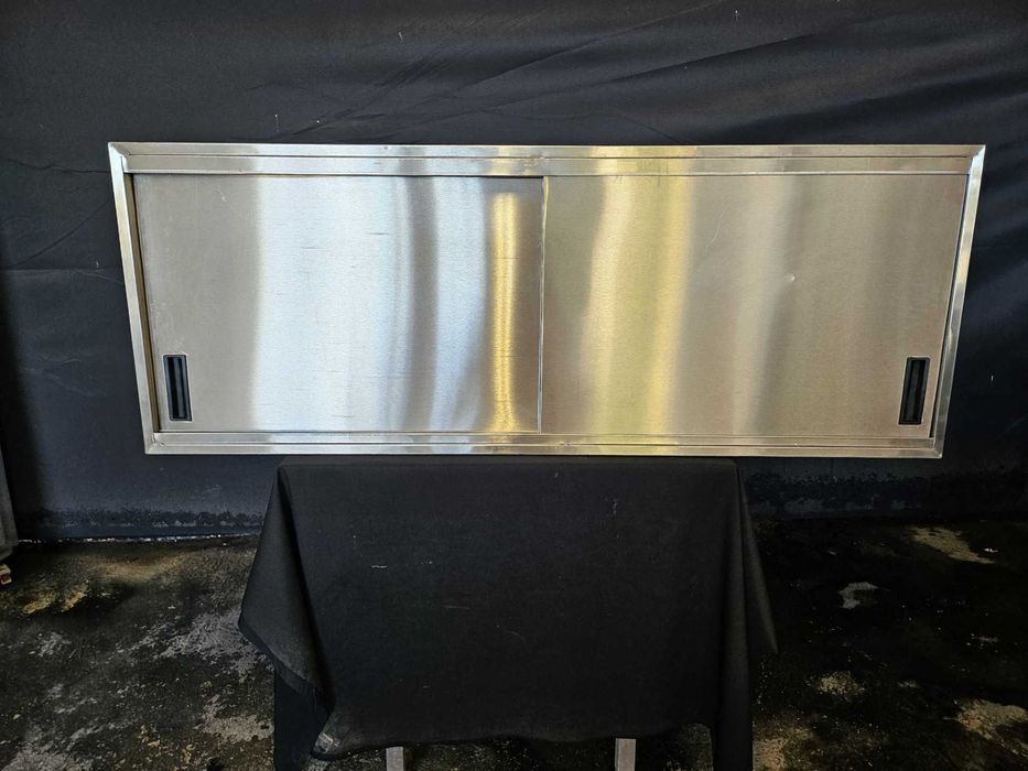 Armários de parede em inox