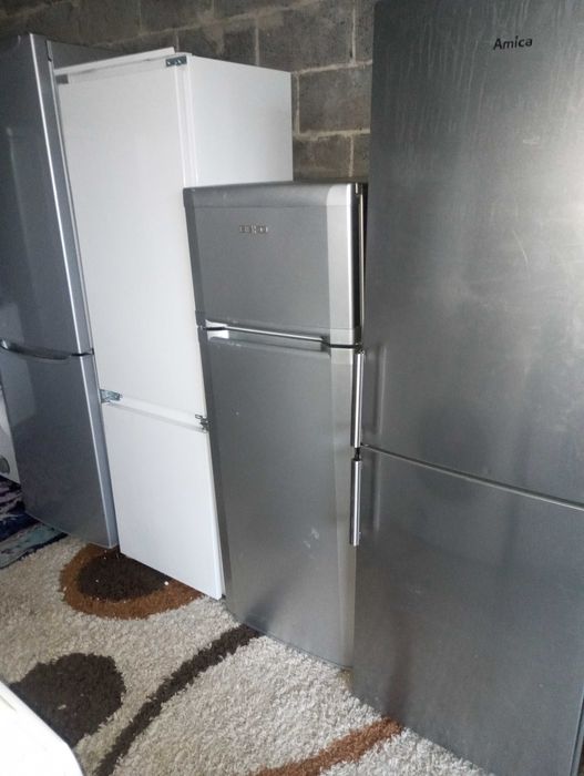 Lodówka Beko srebrna