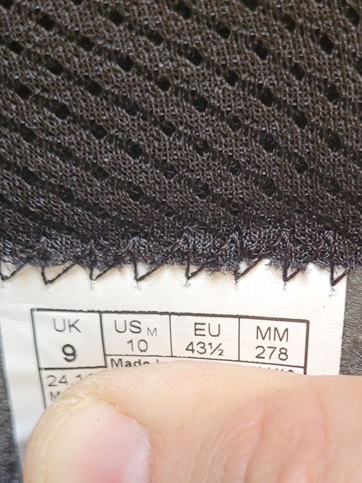 Buty LOWA MOUNTAIN GTX Gore-Tex 43 i 1/2