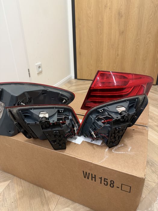 Sprzedam tylne lampy BMW F10 USA – komplet