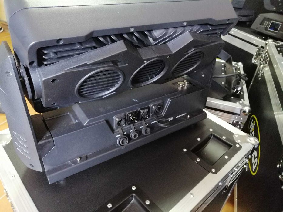 city color outdoor 60x10w 600EUR sem case