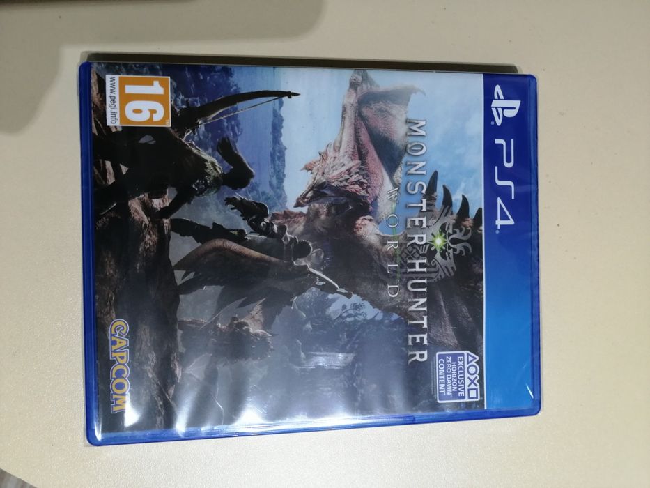 Monster hunter world Ps4 - novo selado