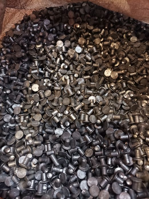 Заклепки алюм, 1000 шт, 4х7 мм.