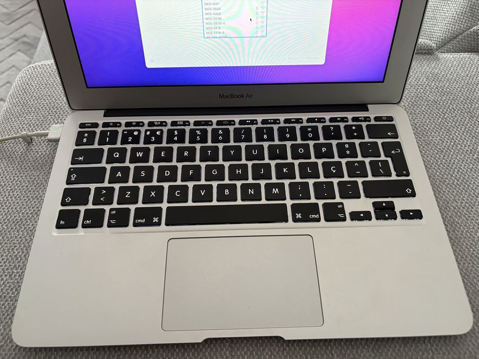 MacBook Air (11 polegadas)