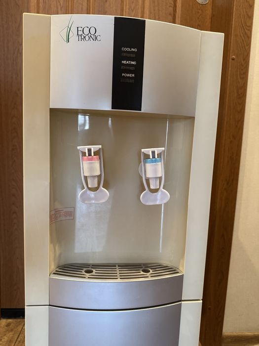 Напольний кулер для води EcoTronic