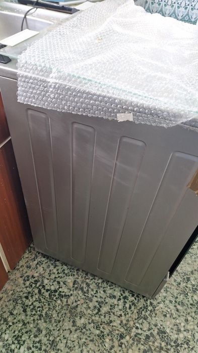 Vendo fogão a gás ,4 bicos forno praticamente novo