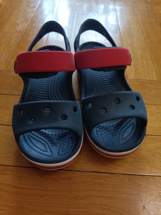 Босоніжки крокси