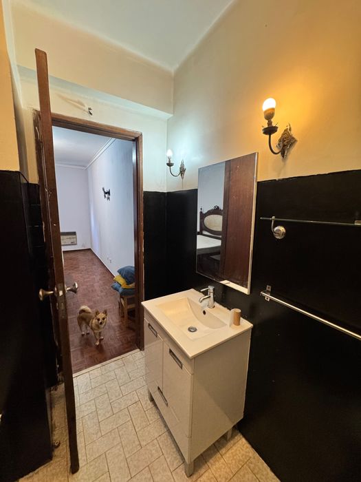Quarto p/ arrendamento - Casal