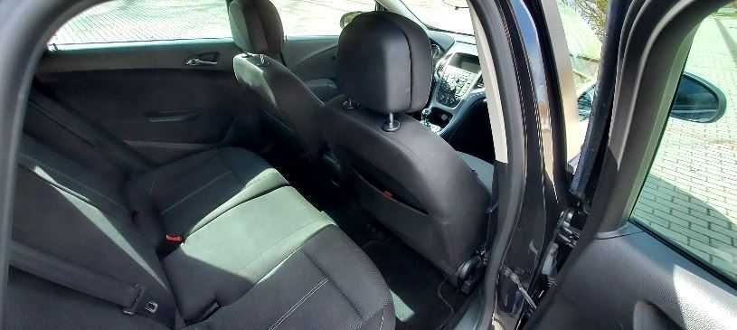 Opel Astra J Sports Tourer EcoFLEX