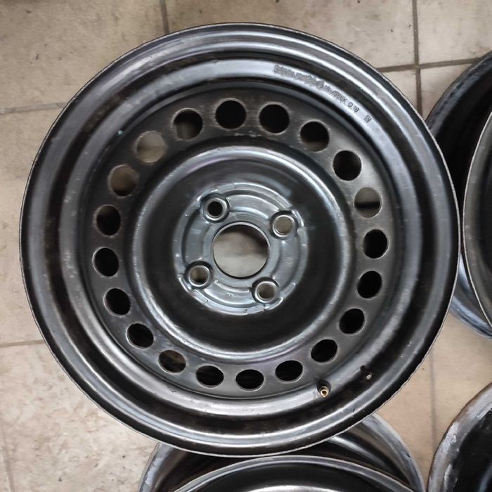 felgi 5,5X15 4X100  Honda Jazz oraz Hyundai, Toyota, Mazda ,Suzuki,