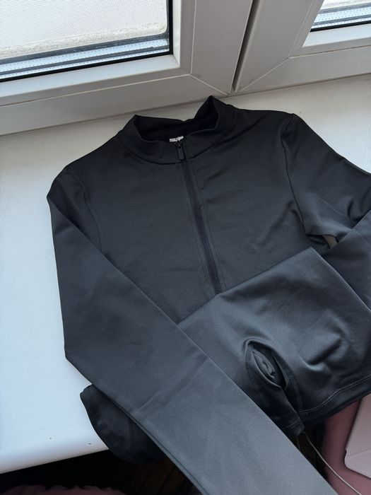 Комбінезон гарний з довгим рукавом щільний