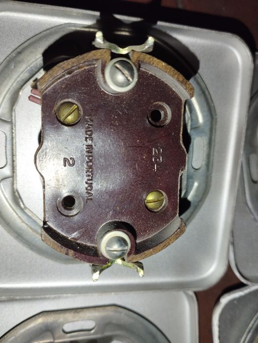 Painel intercomunicador/ campainha prédio