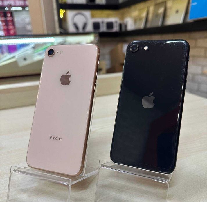 Мобільний телефон Iphone 8 гарний стан