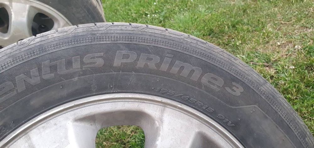 Литі диски KIA Cee'd R15 5×114,3 ET50 + шини Hankook 195/65 R15