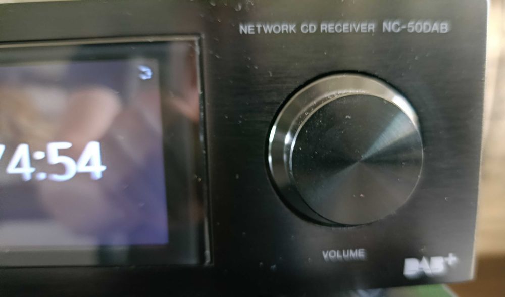 Pioneer NC-50DAB – Sieciowy Amplituner stereo z odtwarzaczem CD