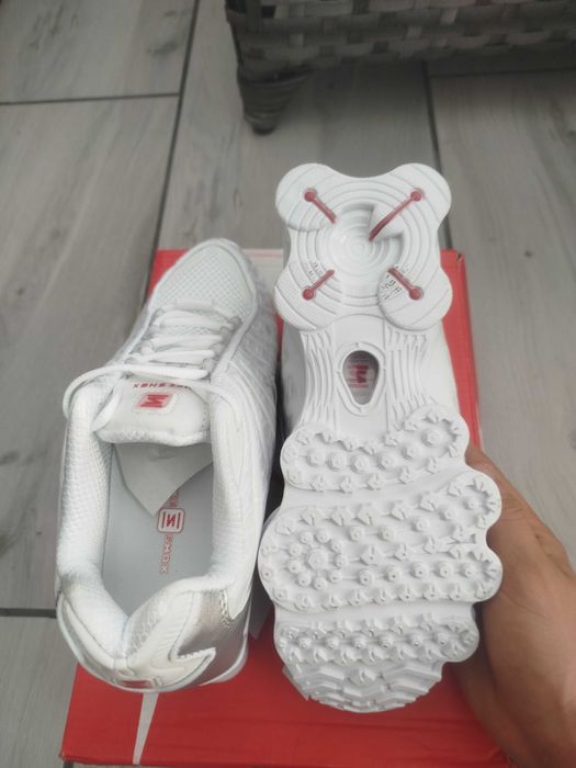 Nike shox białe