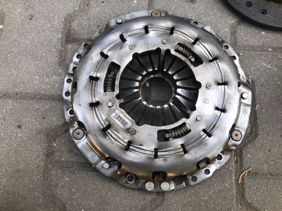 Koło Dwumasowe Dwumasa Sprzęgło BMW E90 E91 E92 E60 E61 3.0d M57