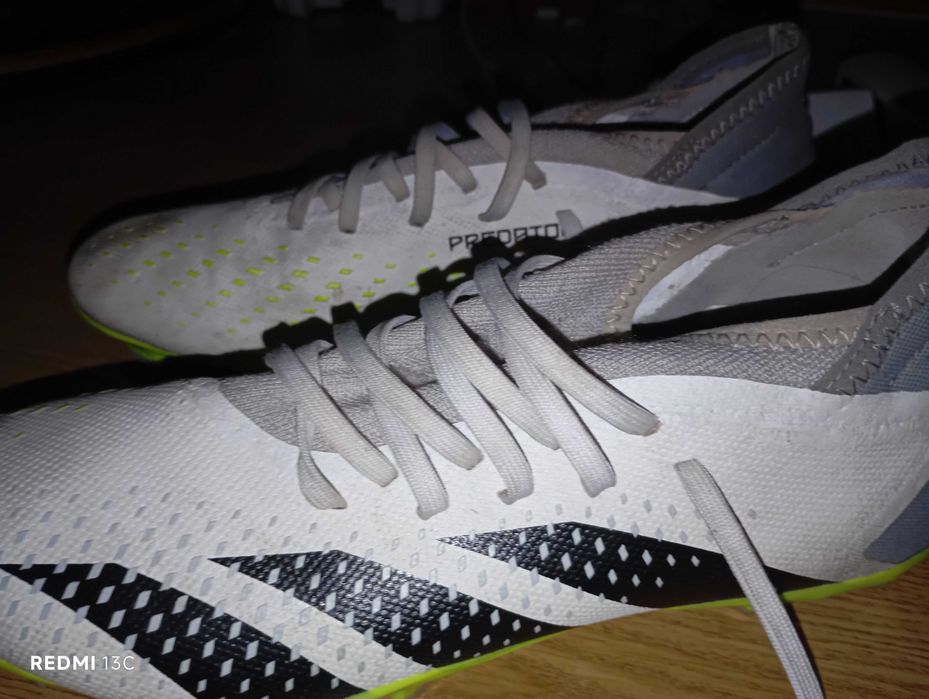 Chuteiras predator 42