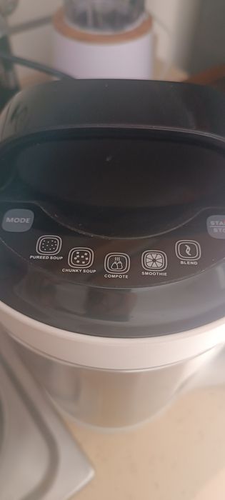 Máquina silvercrest para fazer sopa e doce e batidos.