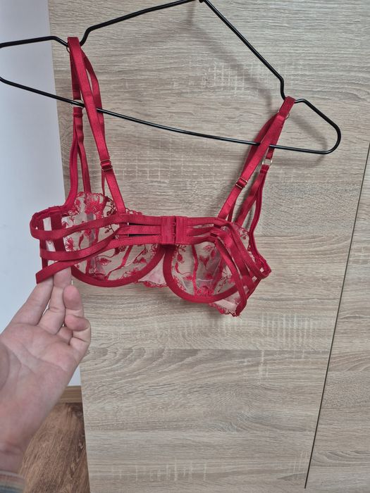 Biustonosz Hunkemoller Private Collection 75C czerwony