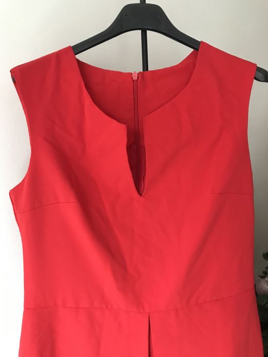 Sukiena czerwona z zakładką