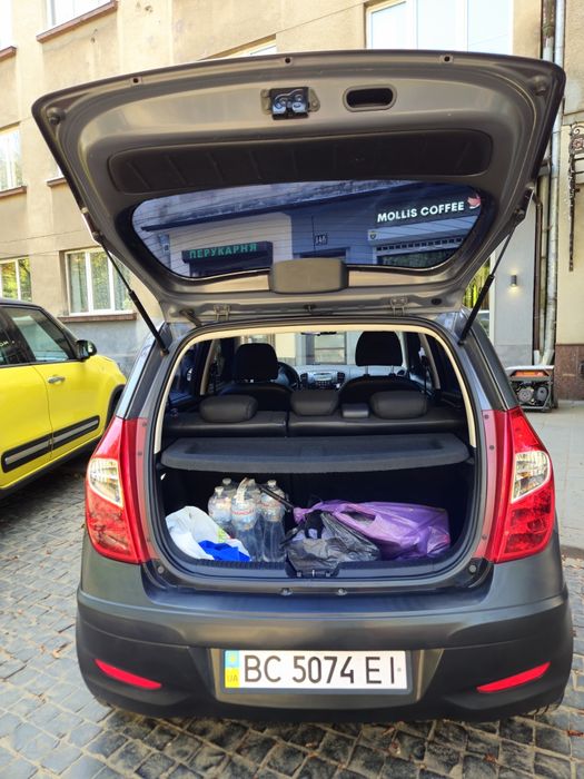 HYUNDAI i10 2012рік 1покол. FL від власника Львів 5200 $