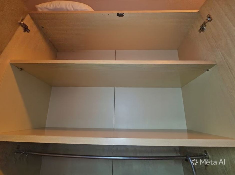 2 Roupeiros Ikea descontinuados