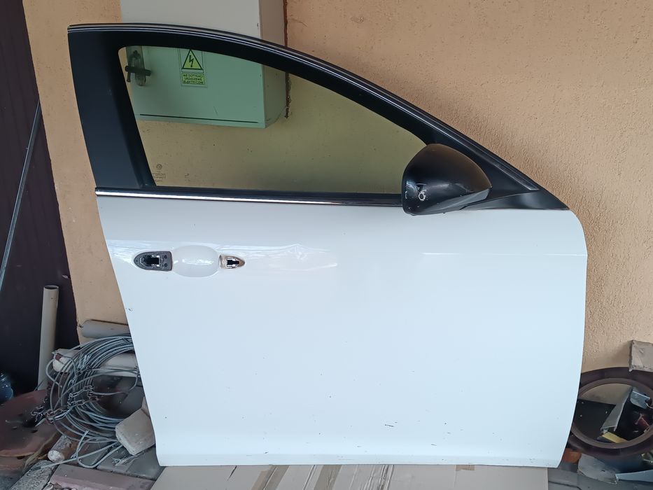 Drzwi prawy przód Alfa Romeo Giulietta 296a