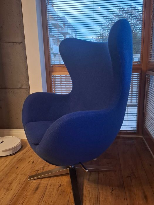Fotel do salonu typu Egg