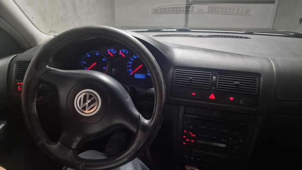 Volkswagen golf variant