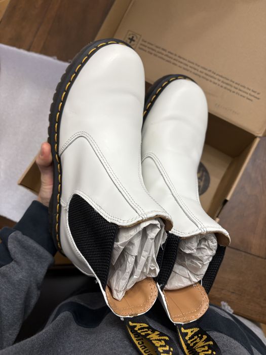 Buty Dr. Martens Slip on Glany Białe Unisex