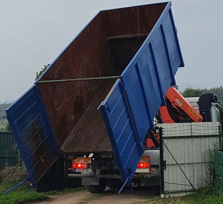 CONTENTORES de 6m³ para resíduos diversos misturados ou separados