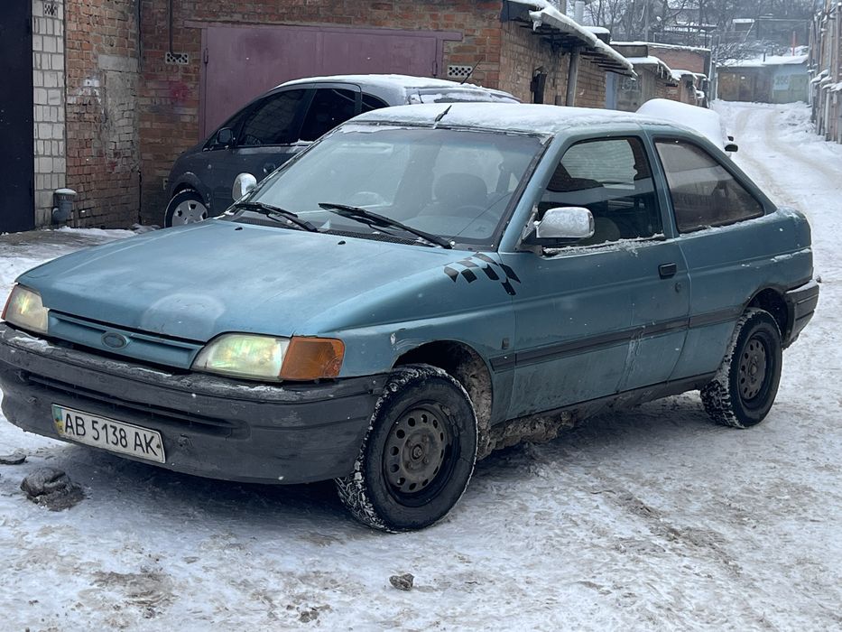 Ford escort 1.4 бензин