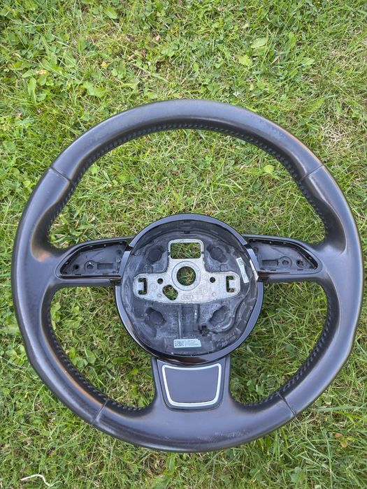 Kierownica trójramienna A3 8v