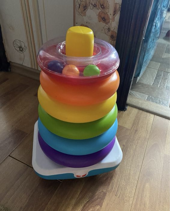 Продам дитячі іграшки у відмінному стані