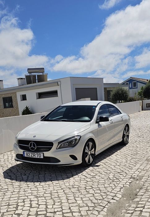 Mercedes-Benz CLA 180