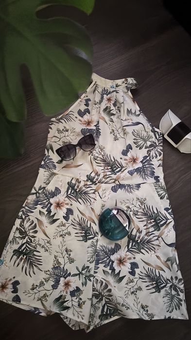 Чудовий літній комбінезон для відпочинку і для роботи