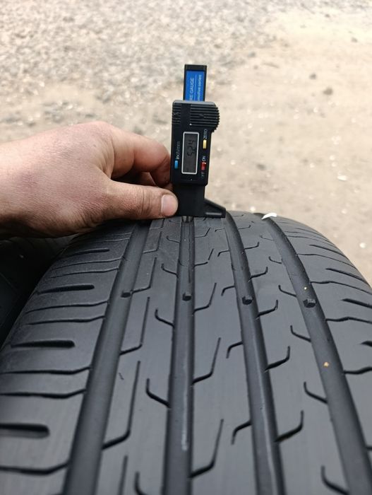 225/60/18 Continental eco contact 6