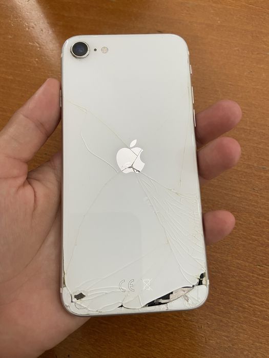 iPhone SE para peças