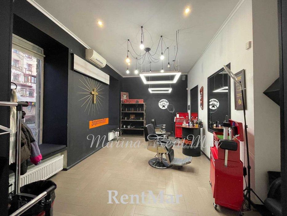 Красивое фасадное помещение ул Жуковского