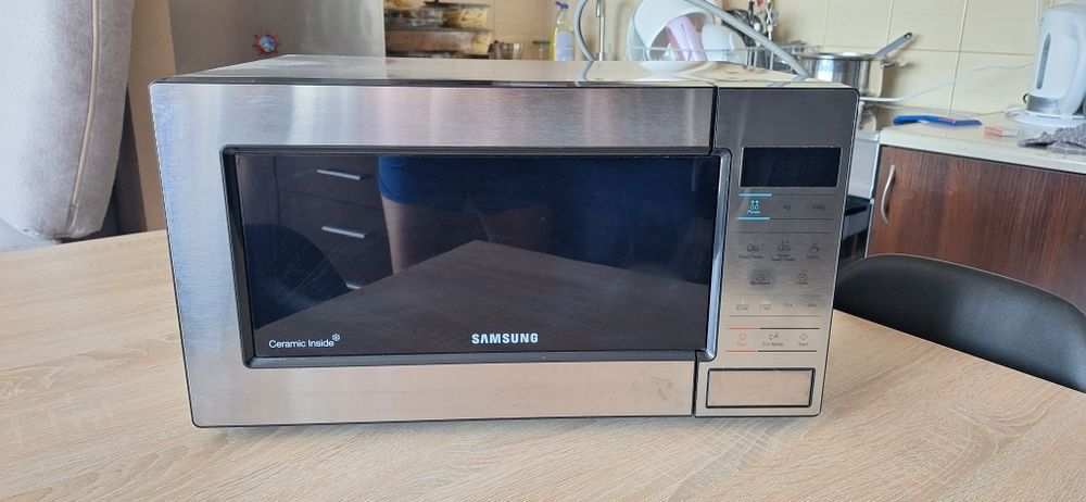 Sprzedam mikrofalówkę Samsung