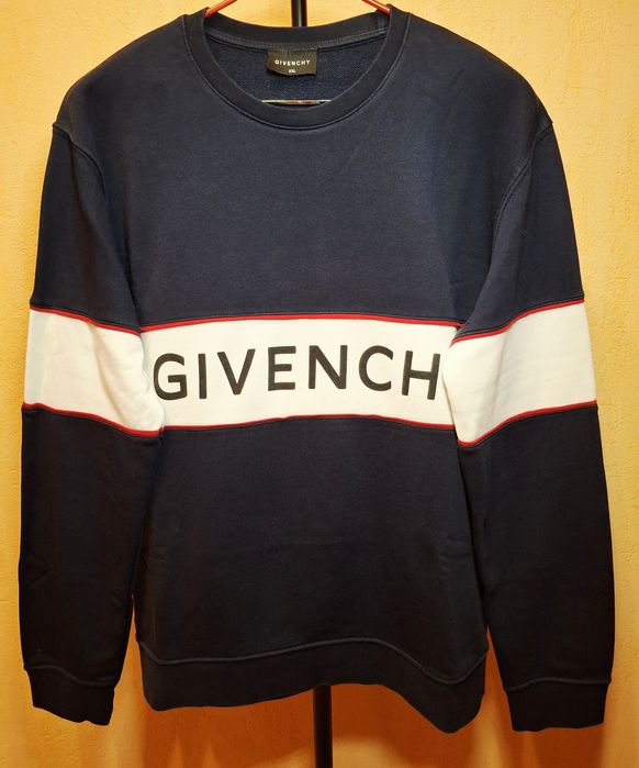 Свитшот "Givenchy", XL размер.