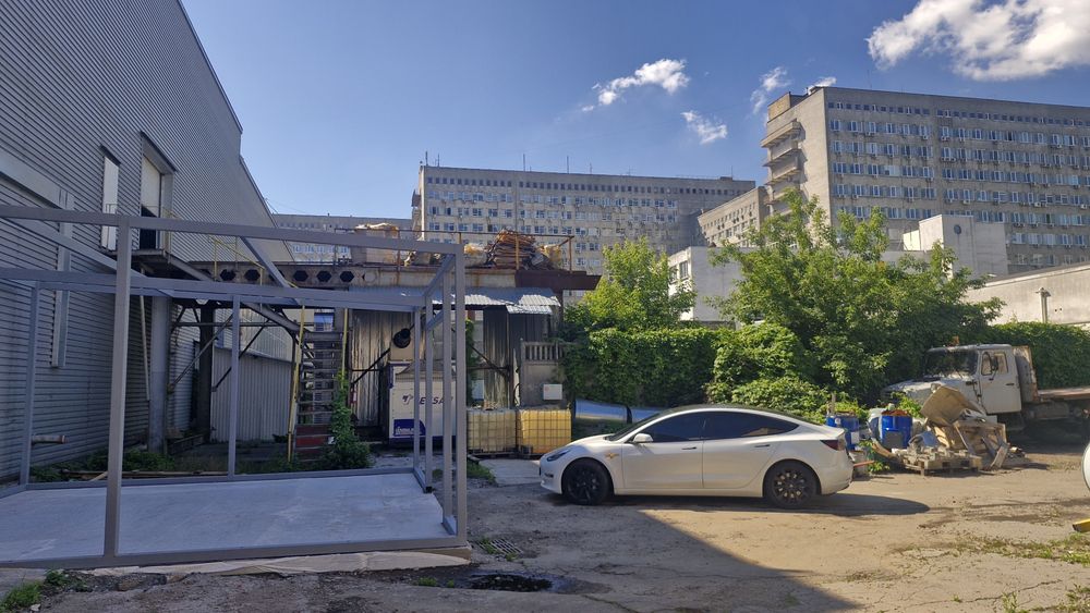 Оренда виробничо-складського приміщення 3800м² метро Лівобережна
