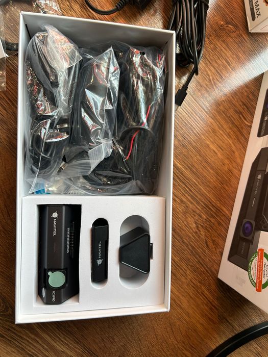 NOWY wideorejestrator samochodowy NAVITEL RC3 Pro