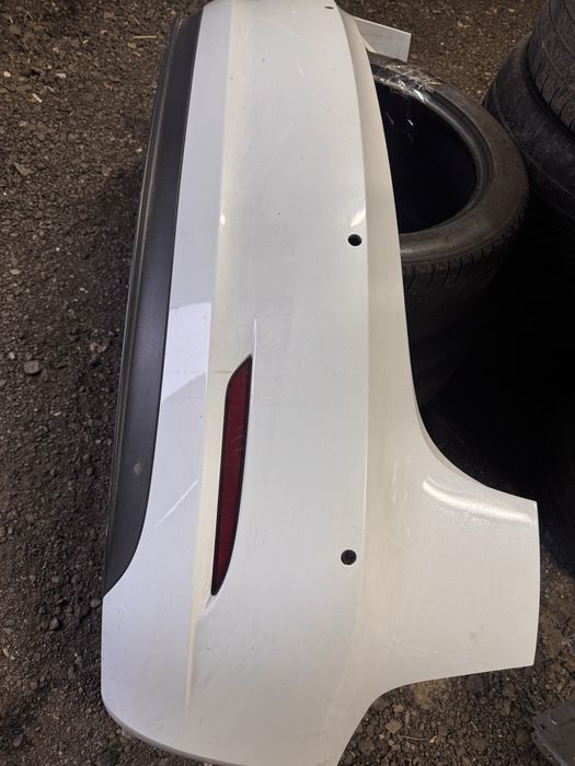 Бампер задній Tesla Model 3 білий