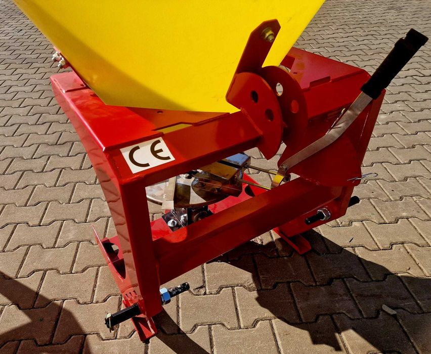 Rozsiewacz nawozów rozsiewacze 1 tarczowe DEMAROL wzmocniony